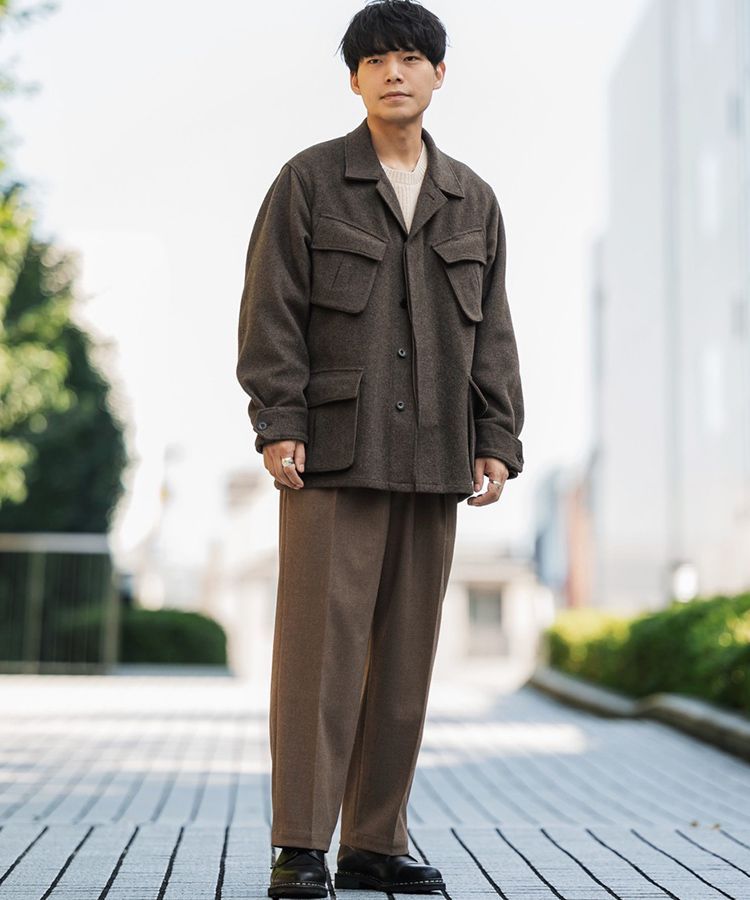 シウン　スラックス　shiun ウール shiun（シウン）の「GARMENT DYE WOOL TROUSERS（スラックス