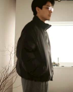 shiun(シウン) ONLINE STORE / NYLON SHORT PADDED BLOUSON