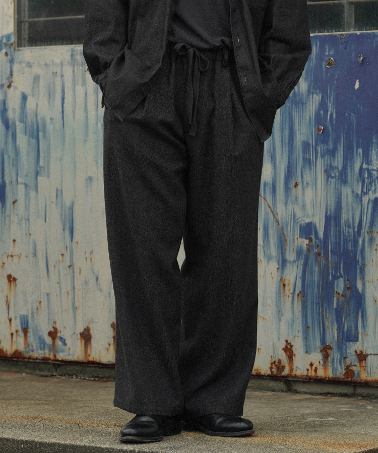 shiun(シウン) ONLINE STORE / HERRINGBONE EASY TROUSERS
