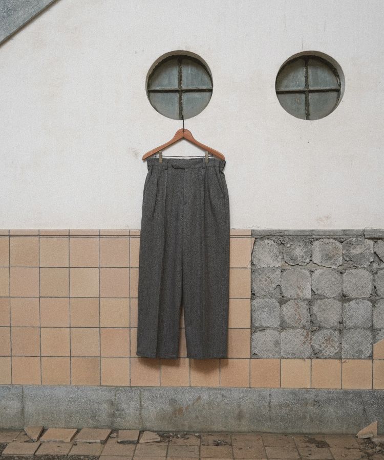 shiun TWEED STRAIGHT TROUSERS 【Mサイズ】 shiun(シウン) ONLINE STORE / TWEED STRAIGHT TROUSERS