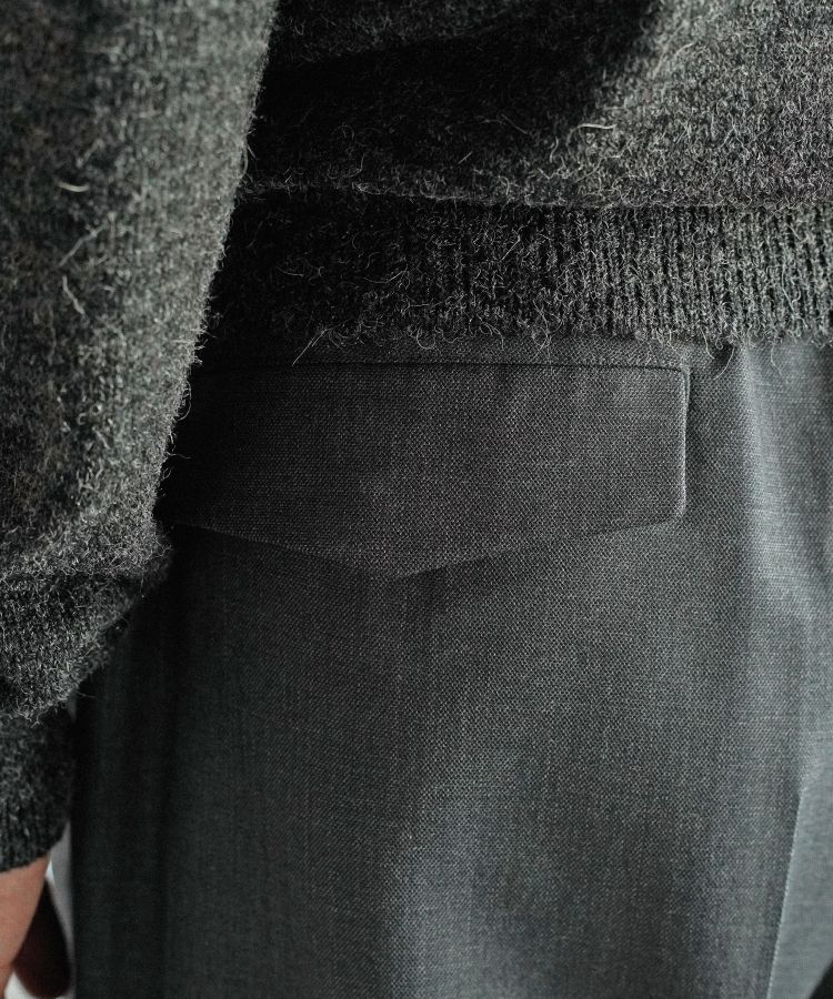 STRAIGHT TUCK TROUSERS