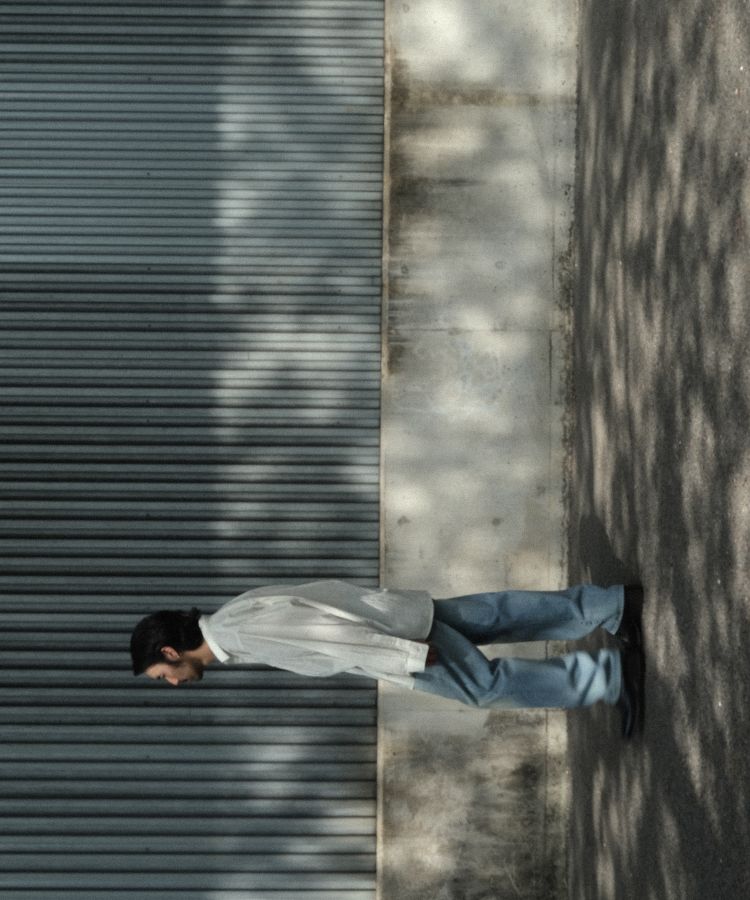 VINTAGE INDIGO DENIM