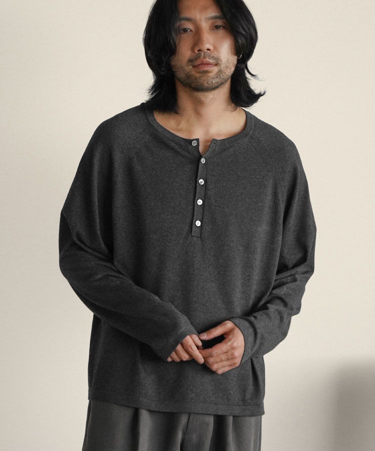 T/C HENLEY NECK KNIT