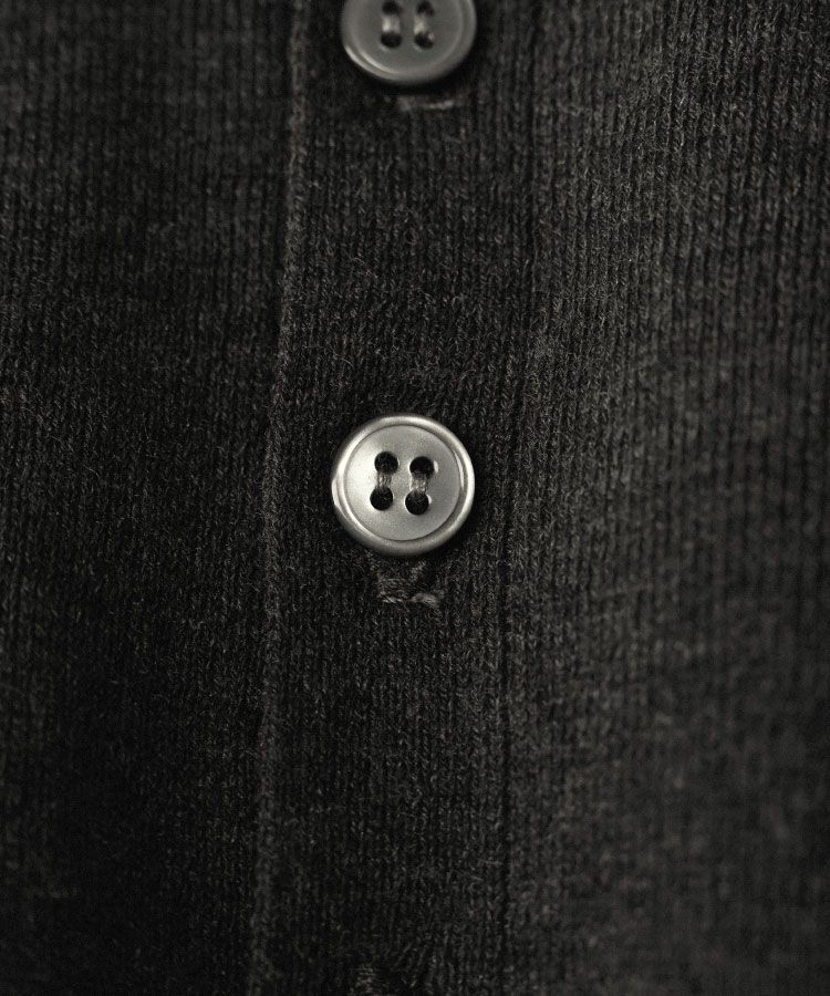T/C HENLEY NECK KNIT