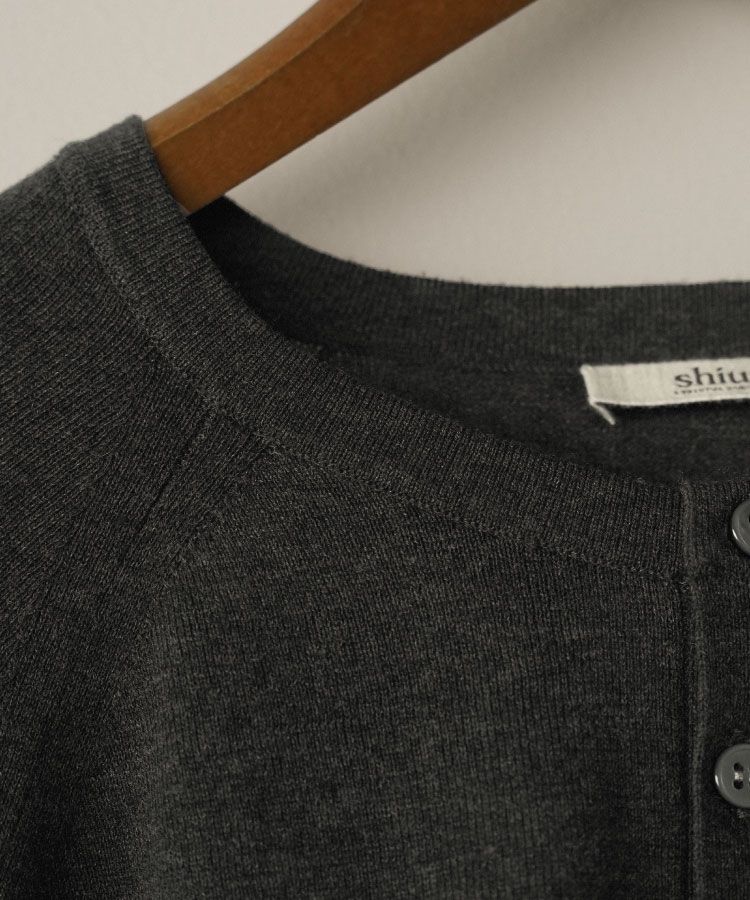 T/C HENLEY NECK KNIT
